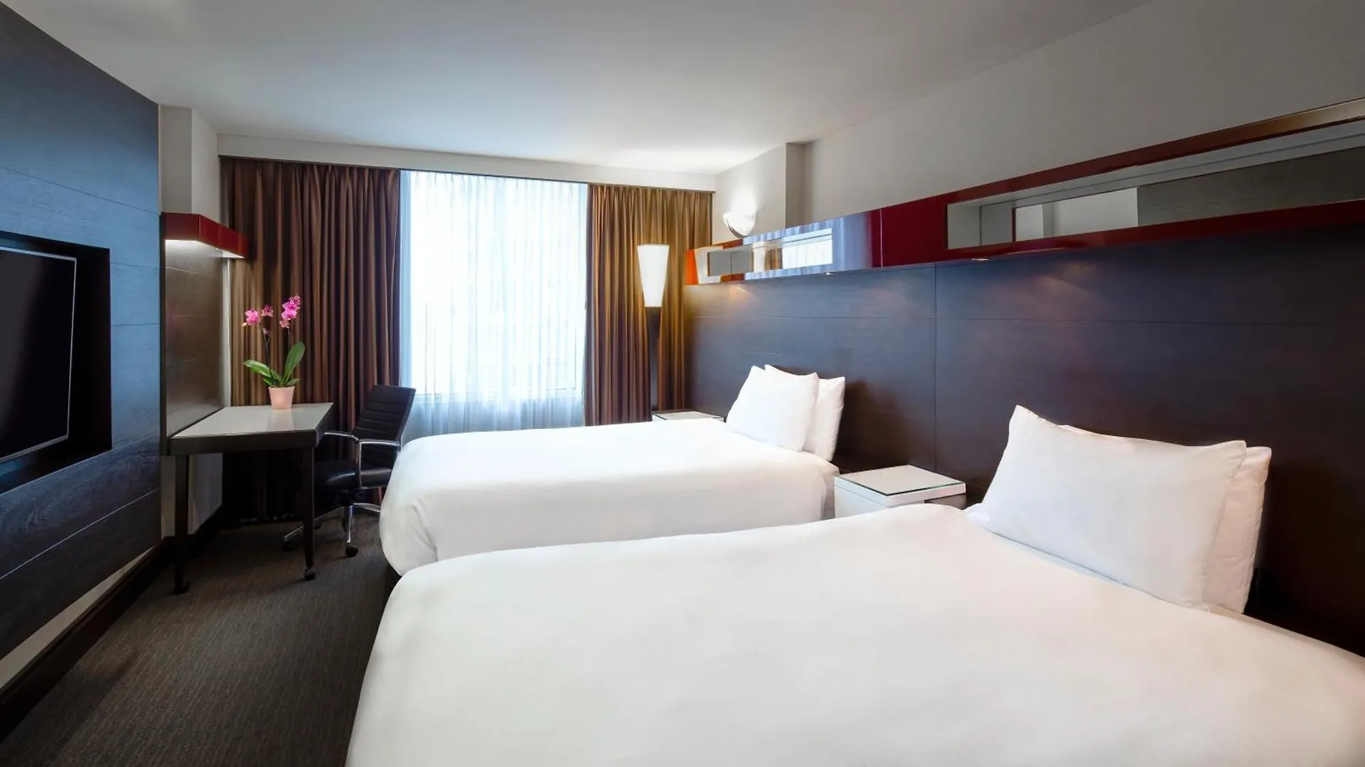 Hotel Hyatt Regency Toronto 4*,  Canadá